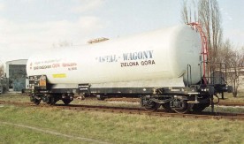 Cysterna typu 449R Zans na bocznicy, 1995. 
Fot. J. Szeliga....